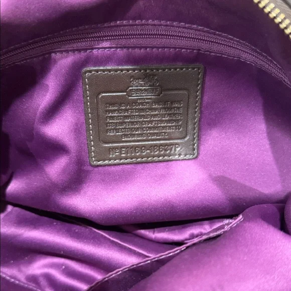 COACH 18634 MADISON QUILTED CHEVRON NYLON LINDSEY - Picture 2 of 8